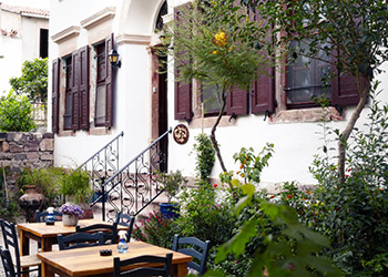 placehold.it/350x250